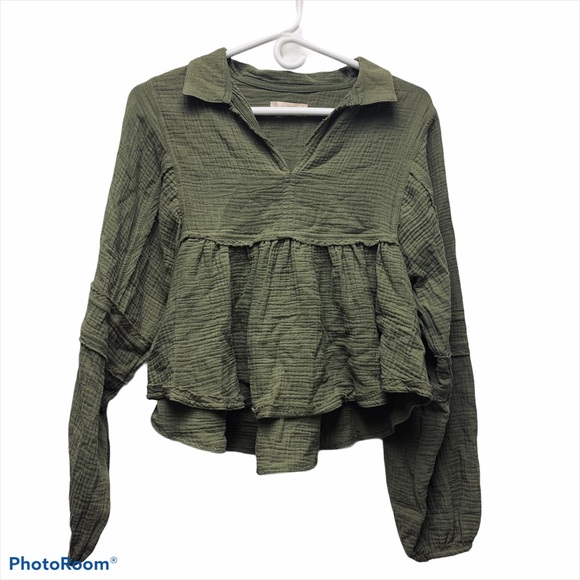 Altar'd State Tops - Altar’d State Green Ruffle cropped top